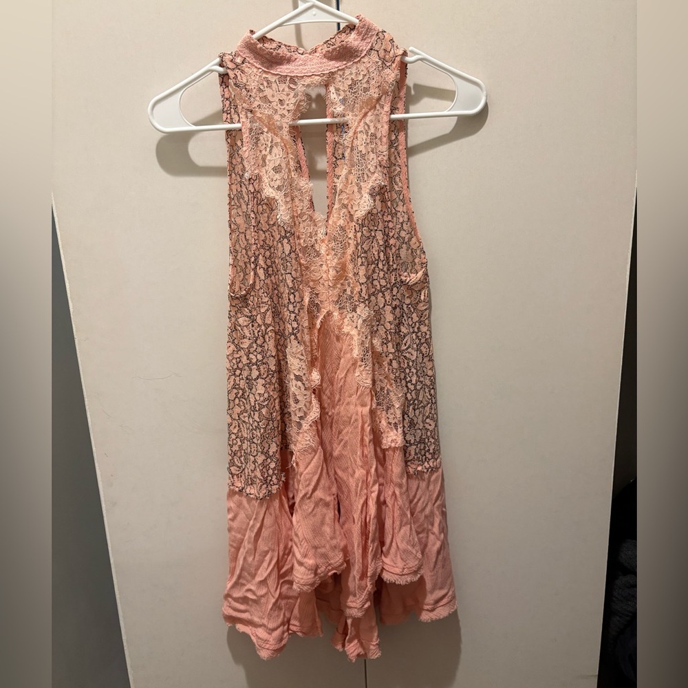 Lace Sleeveless Pink Tunic